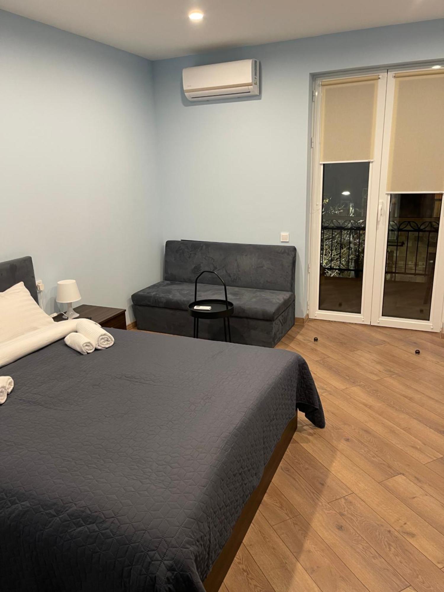 Yerevan Downtown Luxe Apartamento Exterior foto