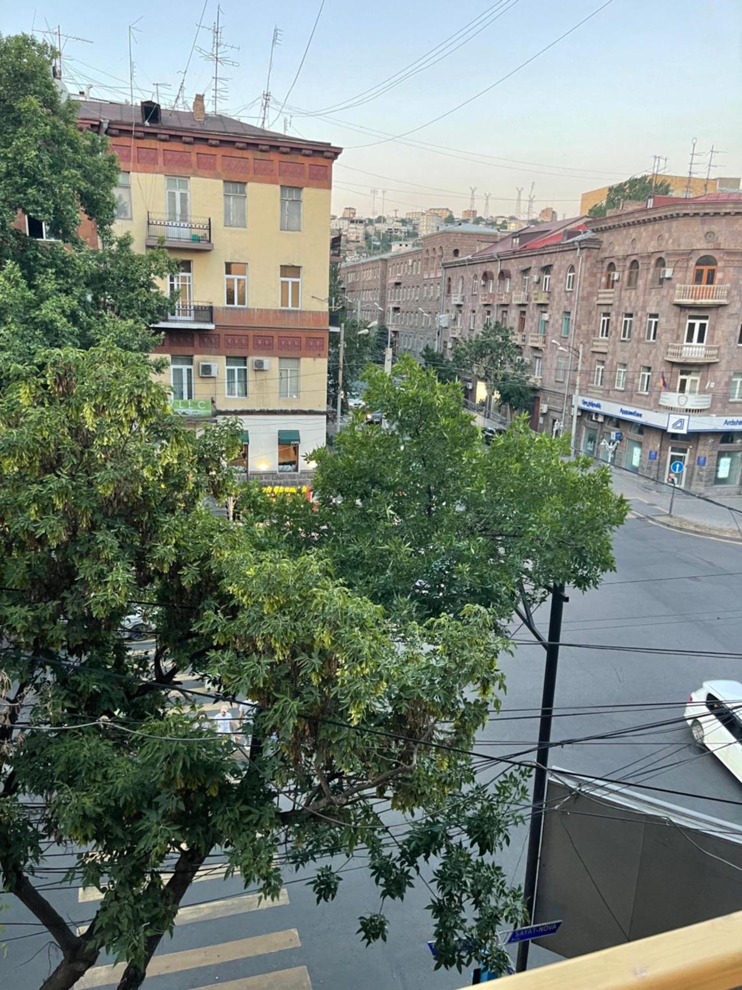 Yerevan Downtown Luxe Apartamento Exterior foto